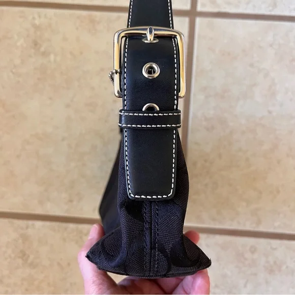 Coach Vintage Black Signature E/W Demi Bag 6371 - Picture 5 of 12